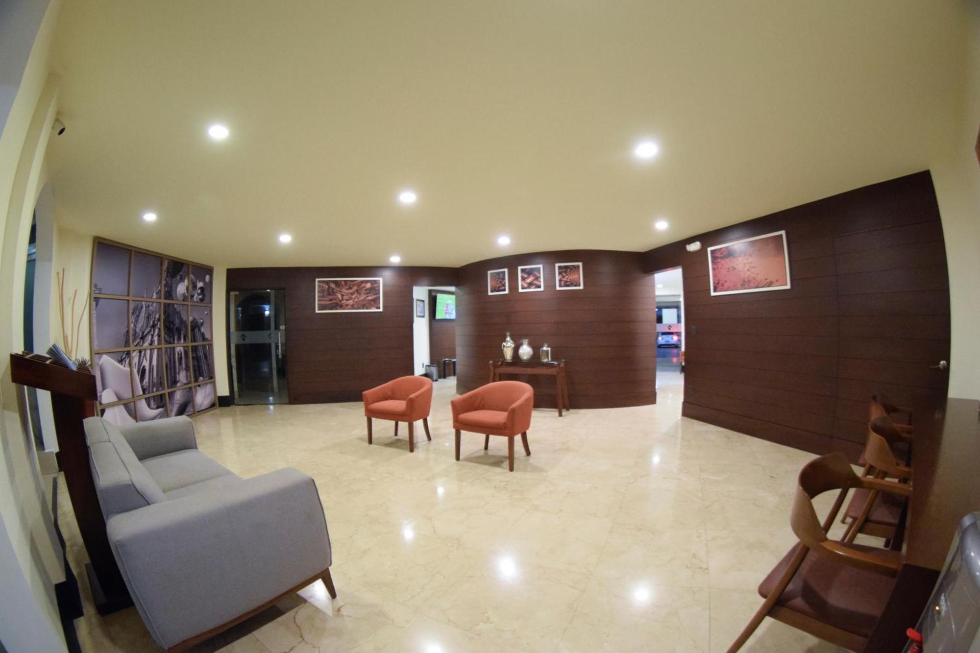 Hotel River Poliforum 3*