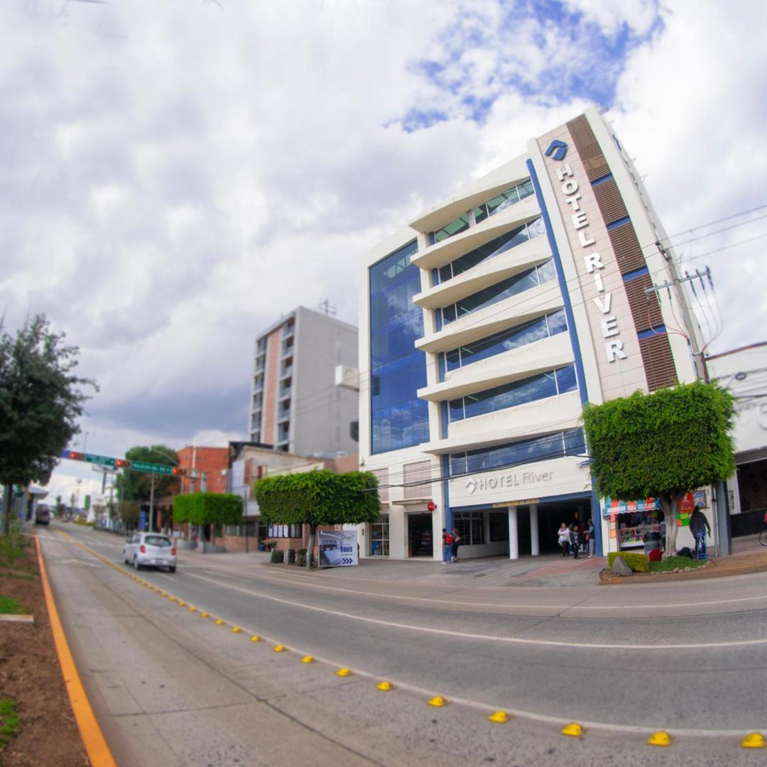 River Poliforum Hotel